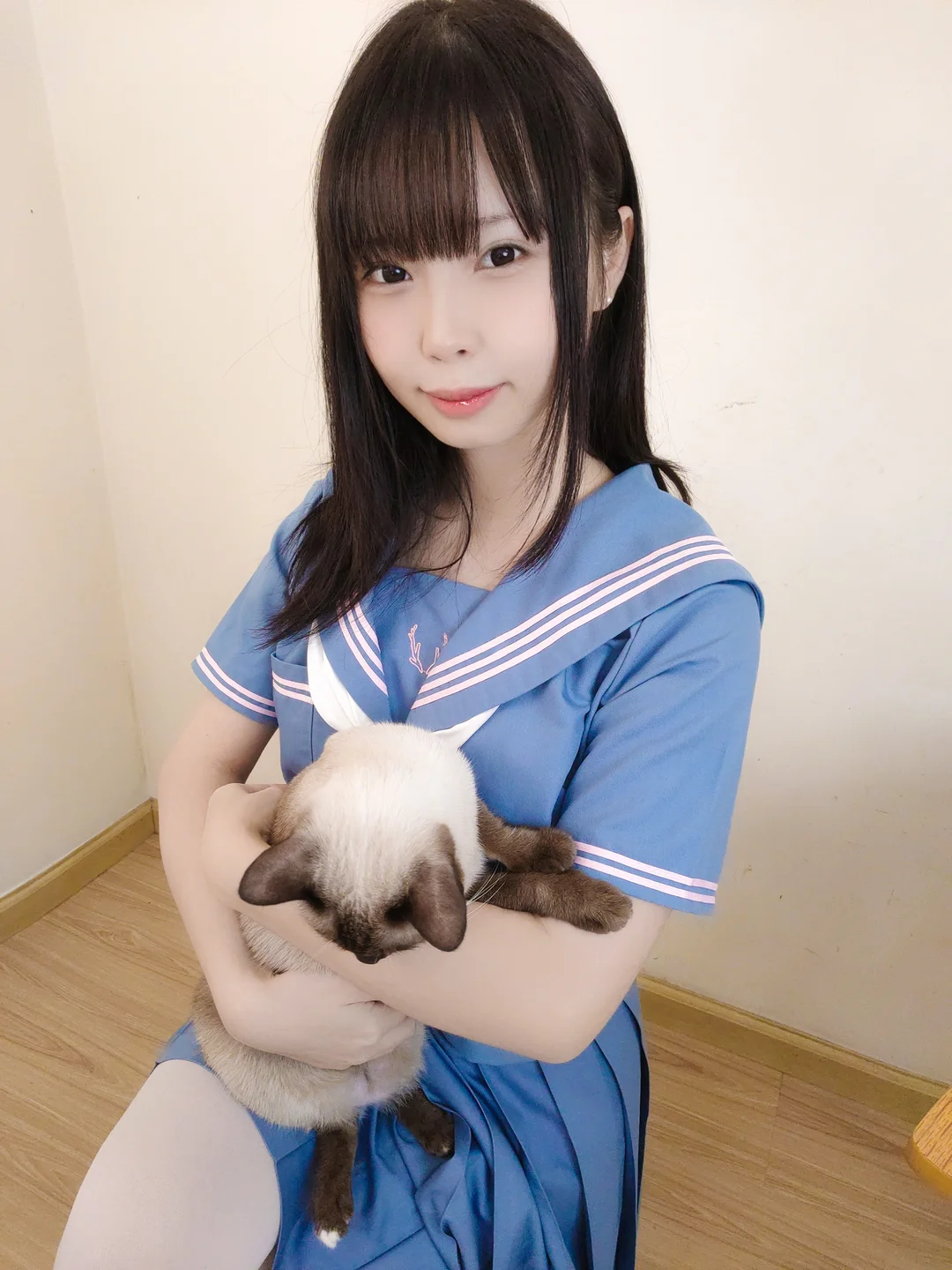 十万珍吱伏特 - 撸猫日记 [102P,1V-305MB] tg@simisebaisi 【丝足阁】062.webp